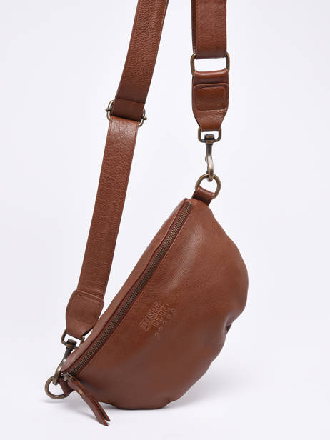 Leather Cow Belt Bag Basilic pepper Brown cow BCOW55 other view 2
